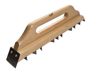 PIALLA “ERICA” PER GESSO CON LAME IN ACCIAIO E MANICO IN LEGNO